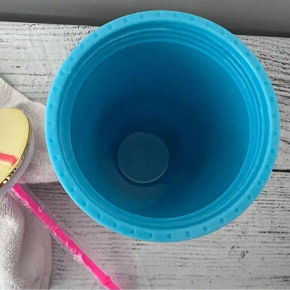 Lilly Pulitzer 24oz Splashdance Tumbler With Straw  NWT! - Picture 4 of 6